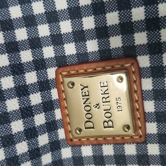 Dooney And Bourke Coated Cotton Gingham Hobo Shoulder Bag In Navy EUC - Picture 2 of 12